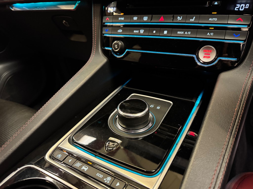 Used Jaguar F-Pace 2016 for sale - 76696268: Photo 31