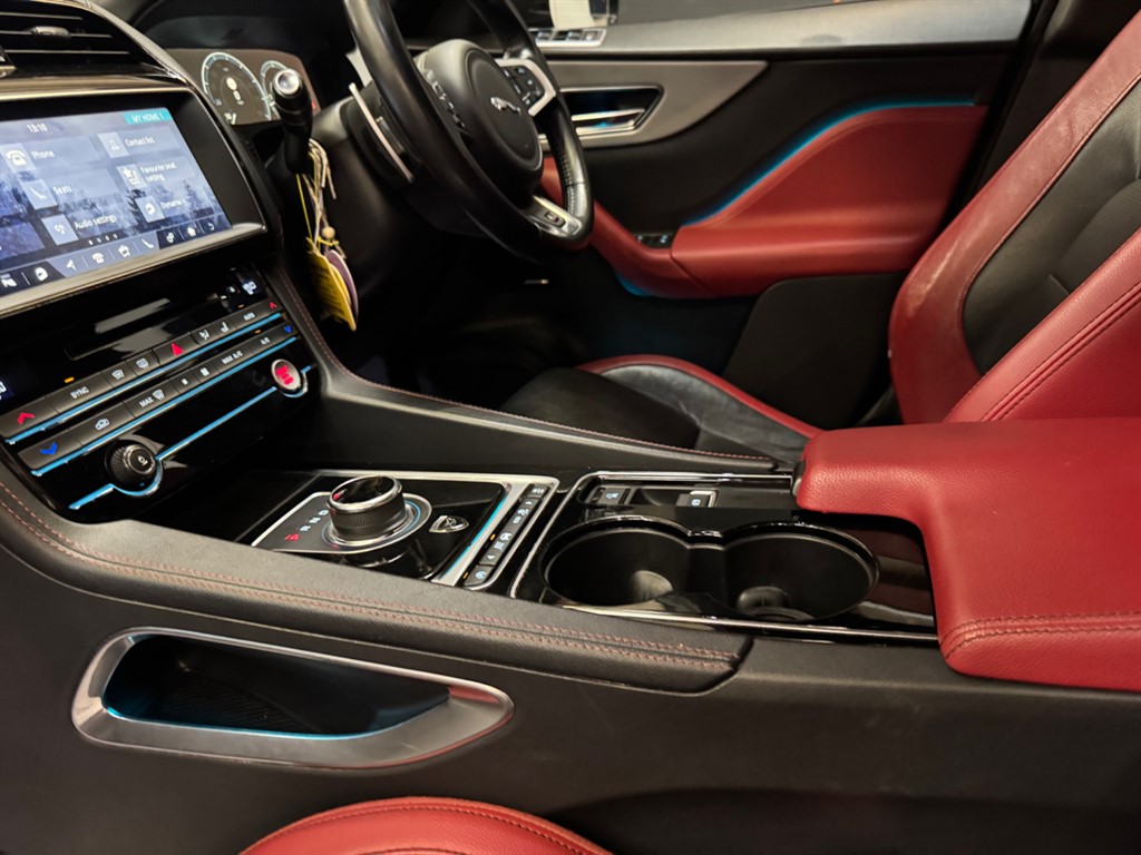 Used Jaguar F-Pace 2016 for sale - 76696268: Photo 42