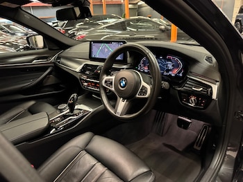 Used BMW 5 Series 2020 for sale - 77918274: Photo