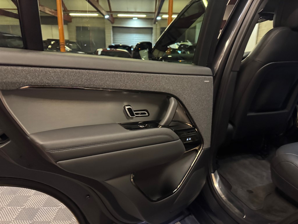 Used Land Rover Range Rover Sport 2024 for sale - 76894995: Photo 42