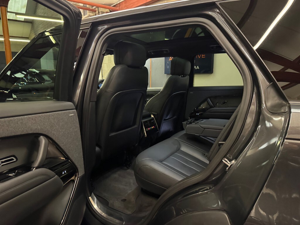 Used Land Rover Range Rover Sport 2024 for sale - 76894995: Photo 46