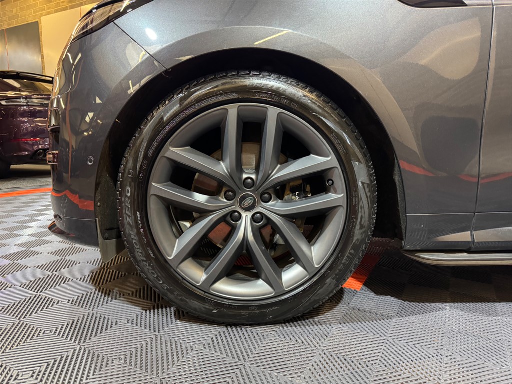 Used Land Rover Range Rover Sport 2024 for sale - 76894995: Photo 7