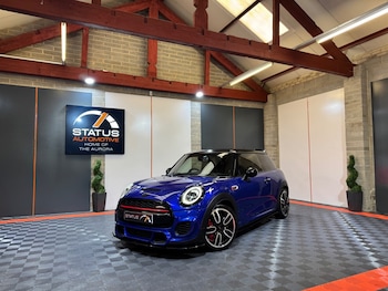Used MINI Hatch 2019 for sale - 77381239: Photo