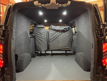 Used Ford Transit Custom 2024 for sale - 76971642: Photo