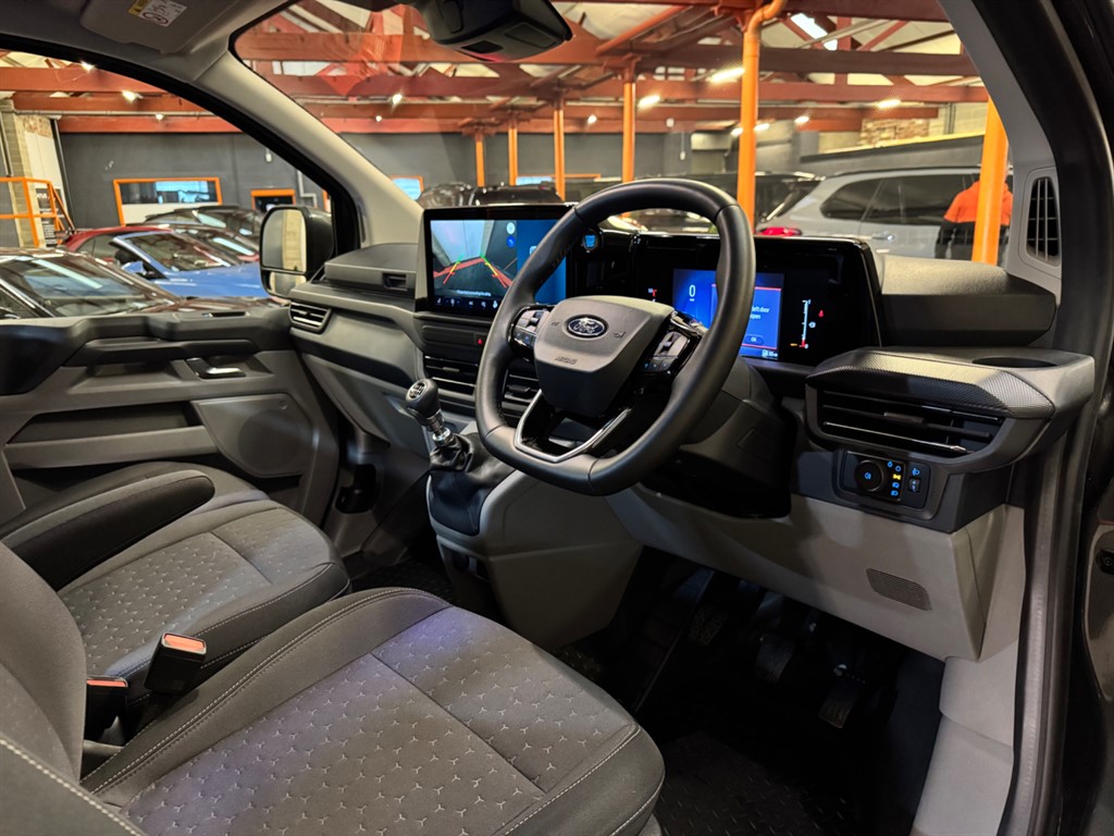Used Ford Transit Custom 2024 for sale - 76971642: Photo 4