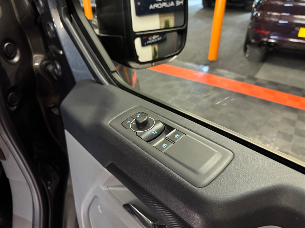 Used Ford Transit Custom 2024 for sale - 76971642: Photo 46