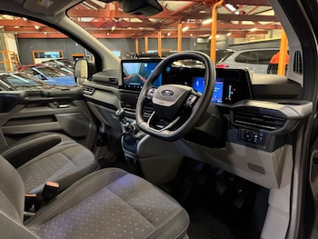 Used Ford Transit Custom 2024 for sale - 76971642: Photo