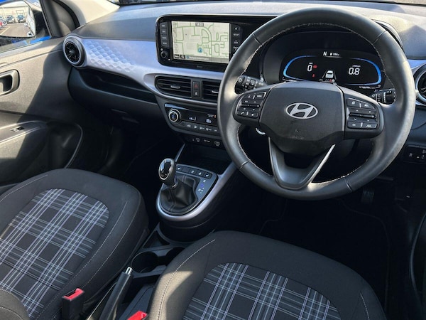 Used Hyundai i10 2024 for sale - 76300145: Photo 14