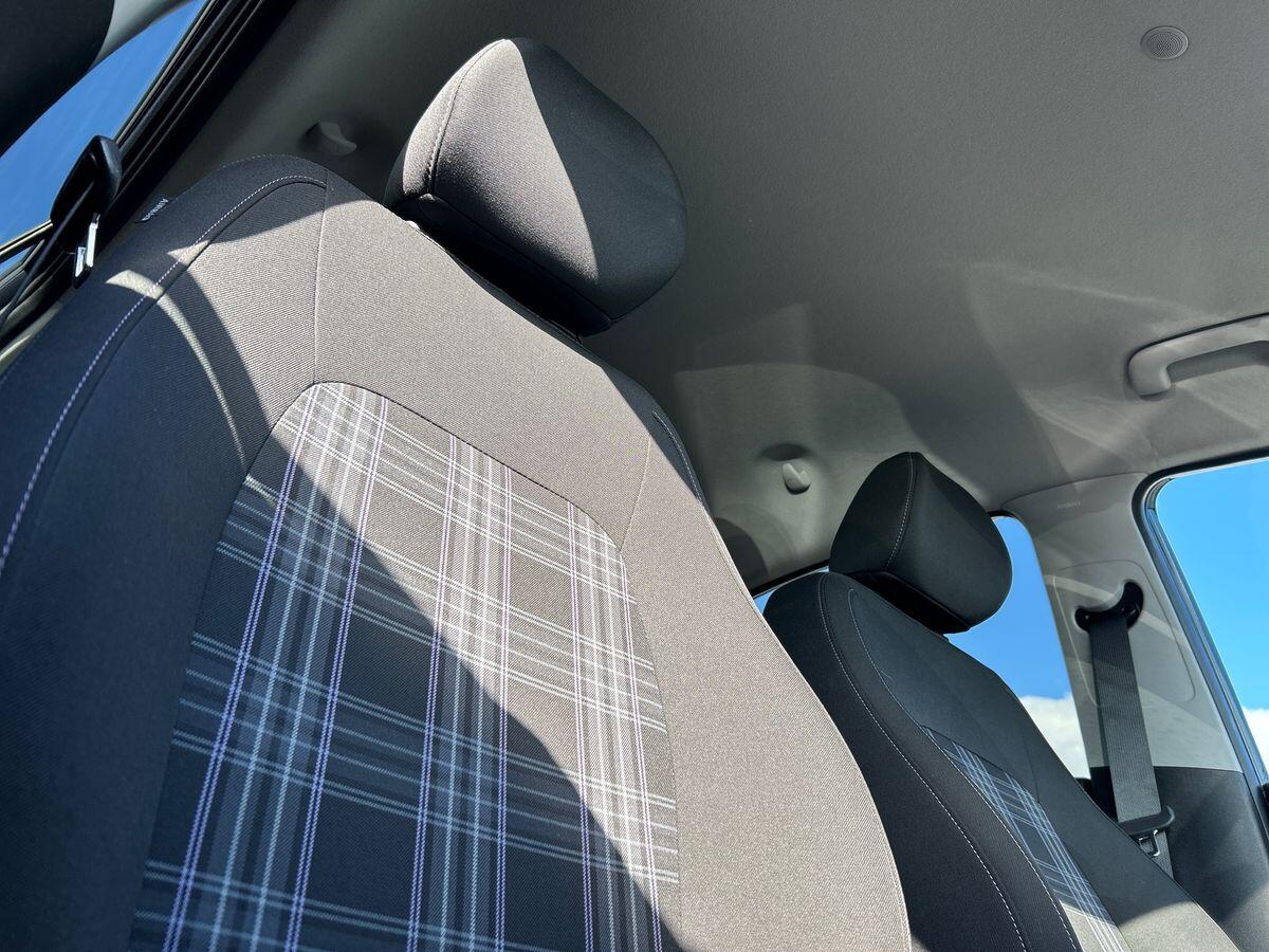 Used Hyundai i10 2024 for sale - 76300145: Photo 18