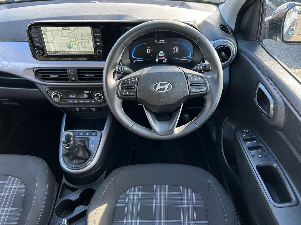 Used Hyundai i10 2024 for sale - 76300145: Photo 19