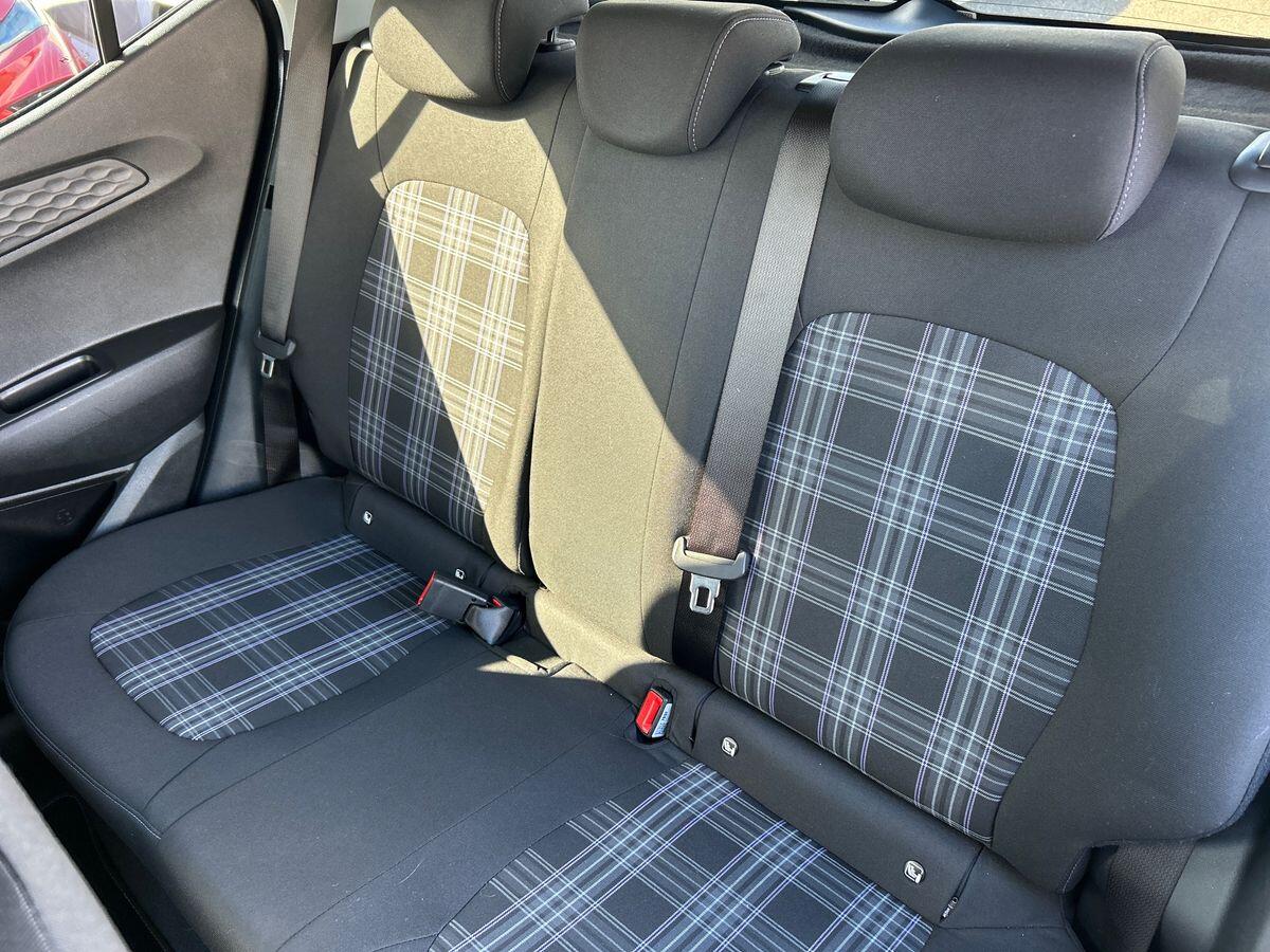 Used Hyundai i10 2024 for sale - 76300145: Photo 20