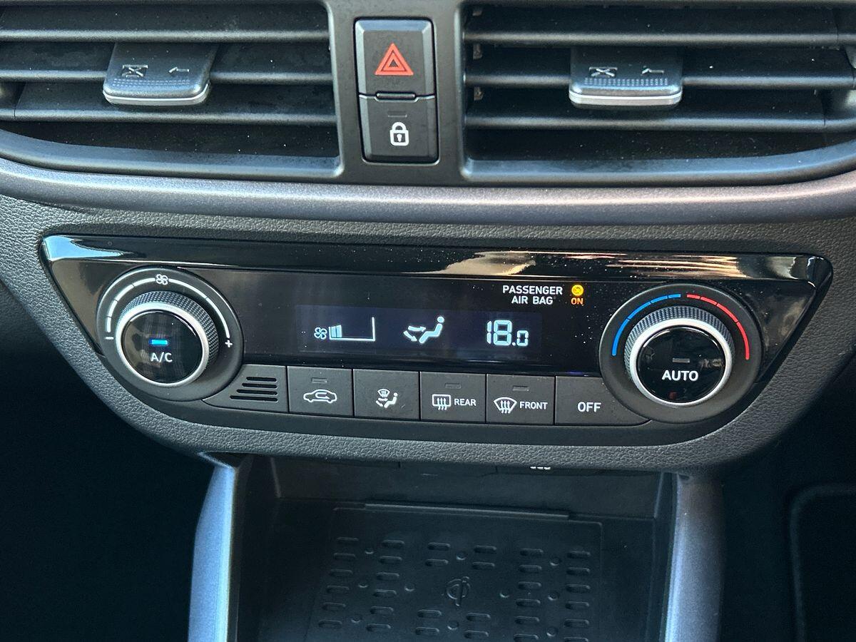 Used Hyundai i10 2024 for sale - 76300145: Photo 32