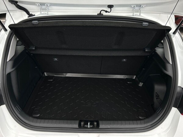 Used Hyundai i20 2022 for sale - 76300497: Photo 22