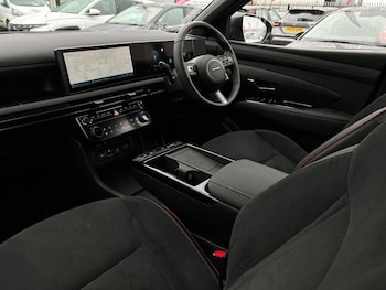 Used Hyundai TUCSON 2025 for sale - 76006860: Photo 2