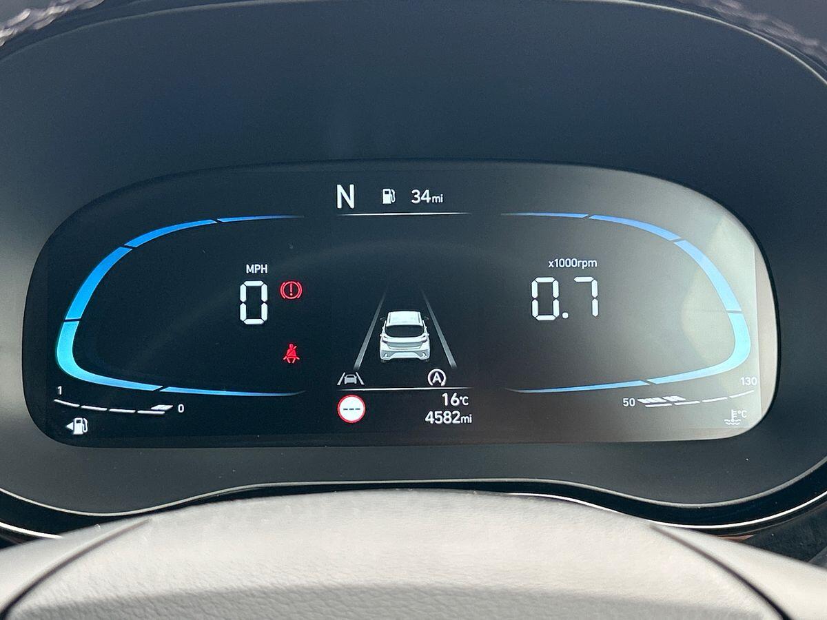 Used Hyundai i10 2024 for sale - 76299883: Photo 15