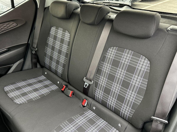 Used Hyundai i10 2024 for sale - 76299883: Photo 20