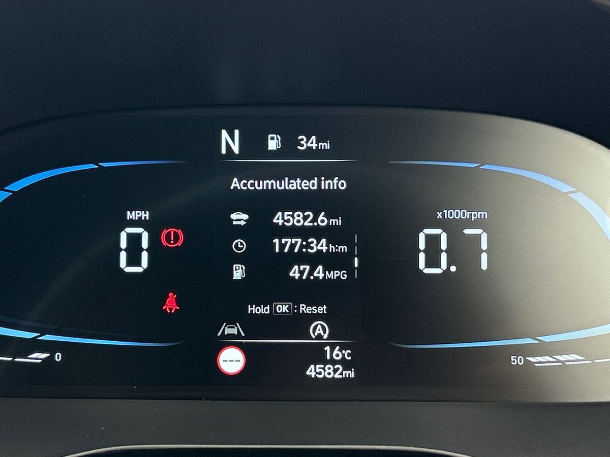 Used Hyundai i10 2024 for sale - 76299883: Photo 40