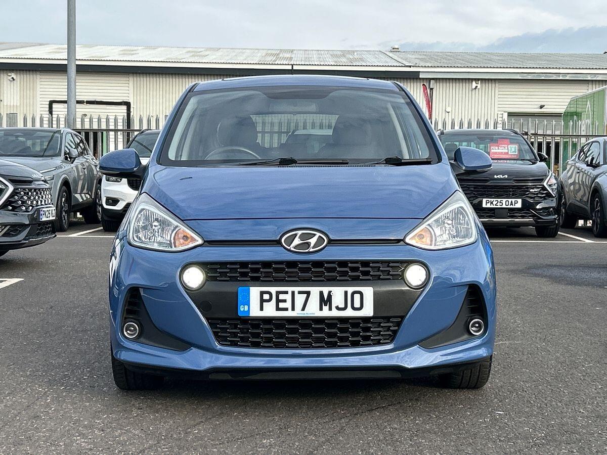 Used Hyundai i10 2017 for sale - 76171216: Photo 4