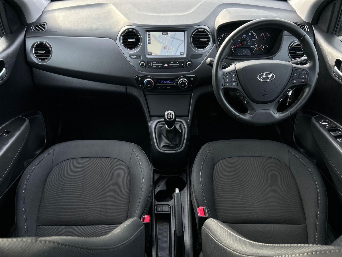 Used Hyundai i10 2017 for sale - 76171216: Photo 7