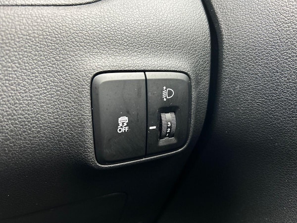 Used Hyundai i10 2024 for sale - 76300026: Photo 26