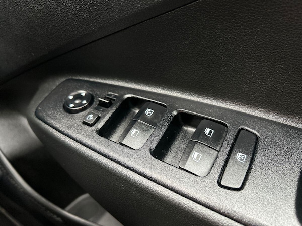 Used Hyundai i10 2024 for sale - 76300026: Photo 27