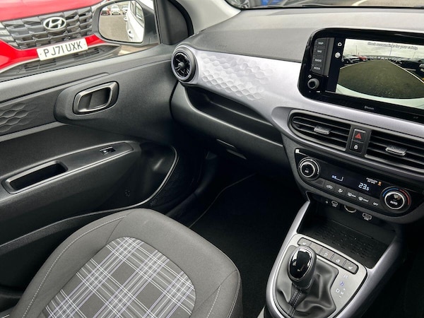 Used Hyundai i10 2024 for sale - 76300026: Photo 29