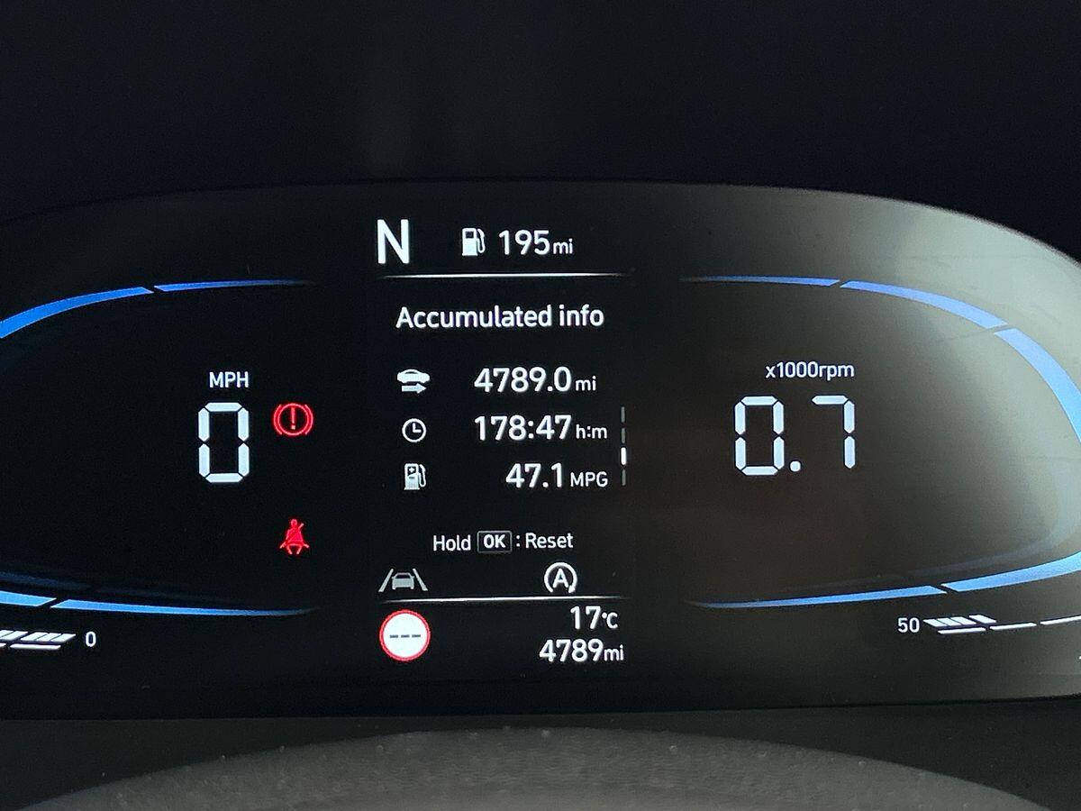 Used Hyundai i10 2024 for sale - 76300026: Photo 40