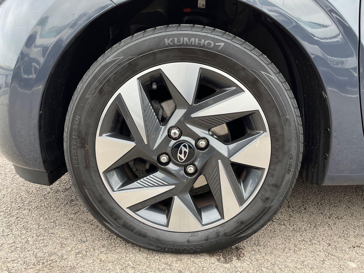 Used Hyundai i10 2023 for sale - 77429526: Photo 11