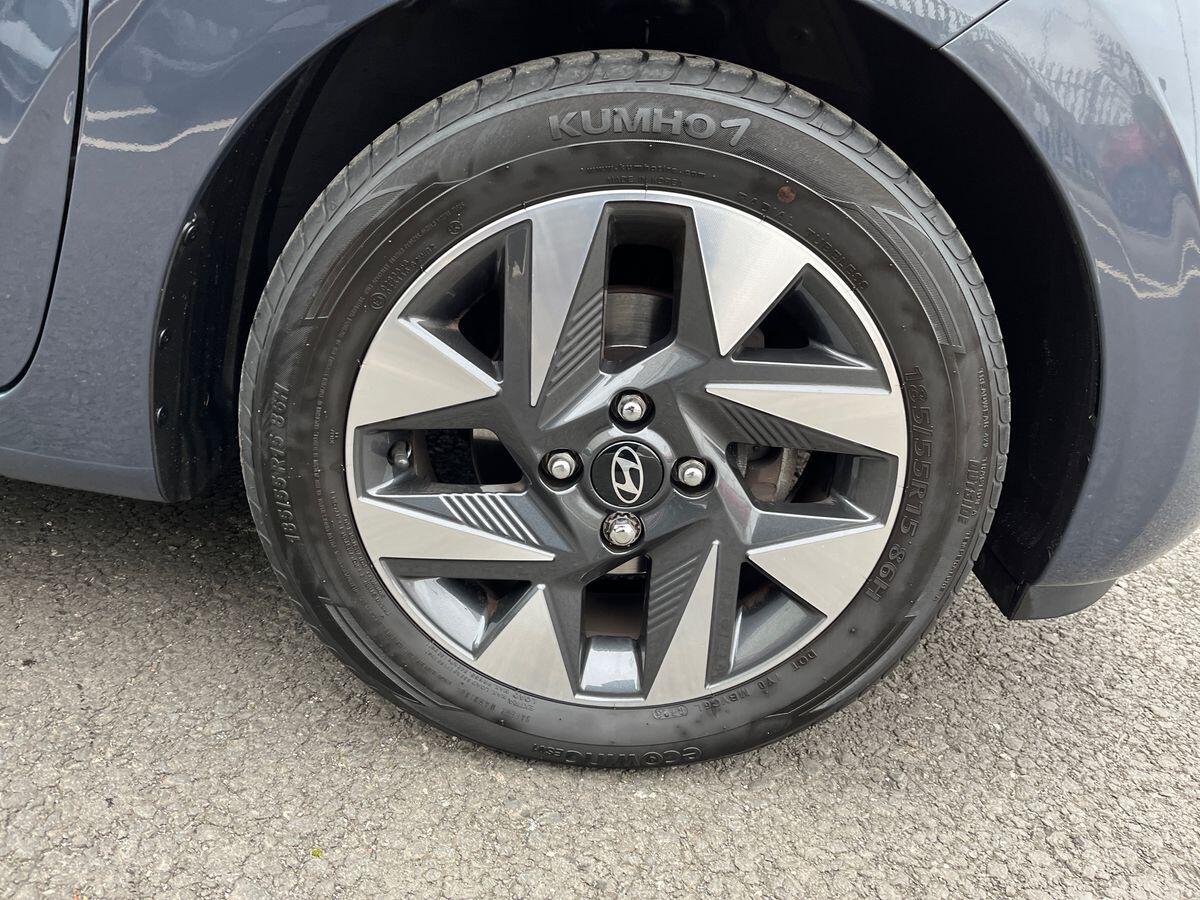 Used Hyundai i10 2023 for sale - 77429526: Photo 12