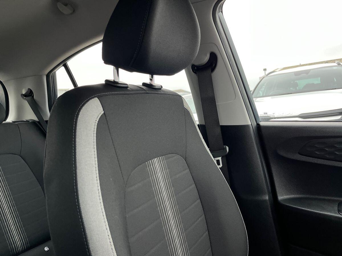 Used Hyundai i10 2023 for sale - 77429526: Photo 35