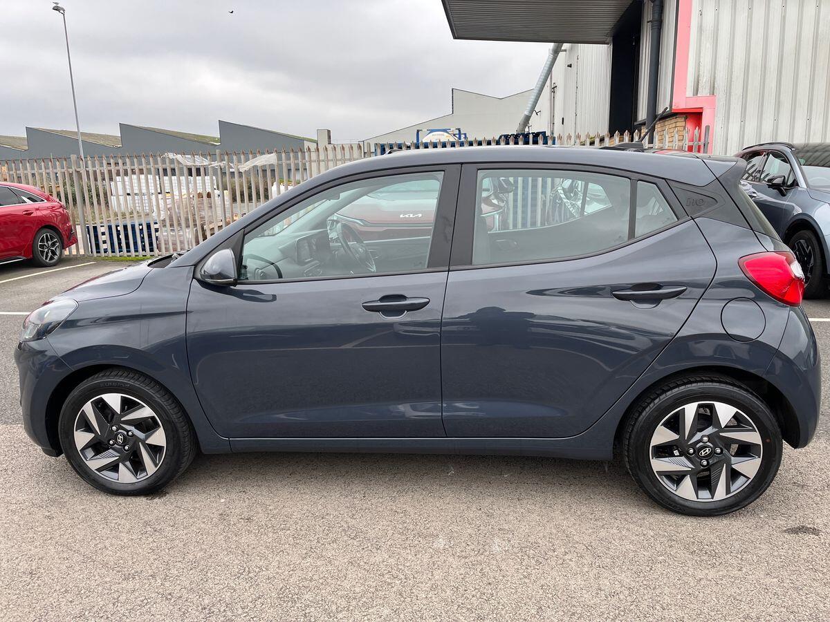 Used Hyundai i10 2023 for sale - 77429526: Photo 6