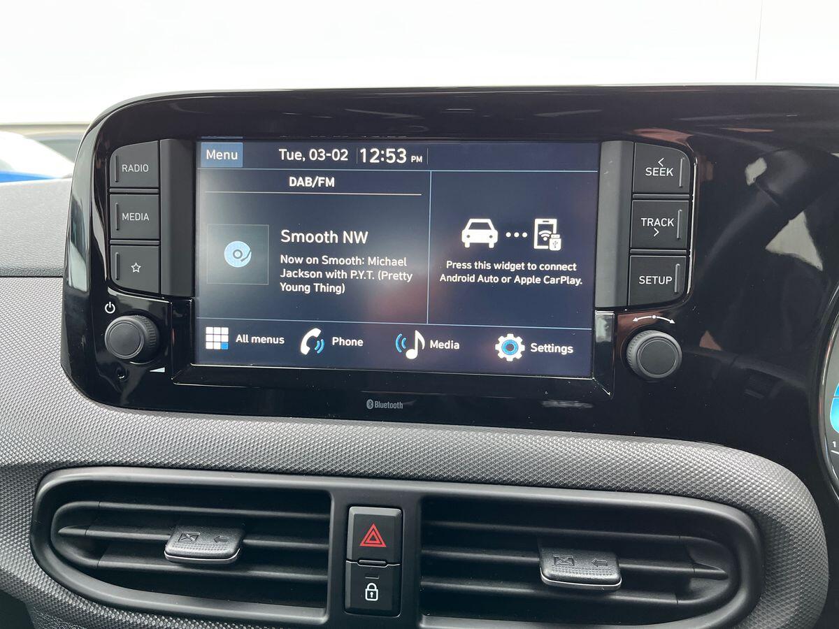 Used Hyundai i10 2023 for sale - 77429526: Photo 9