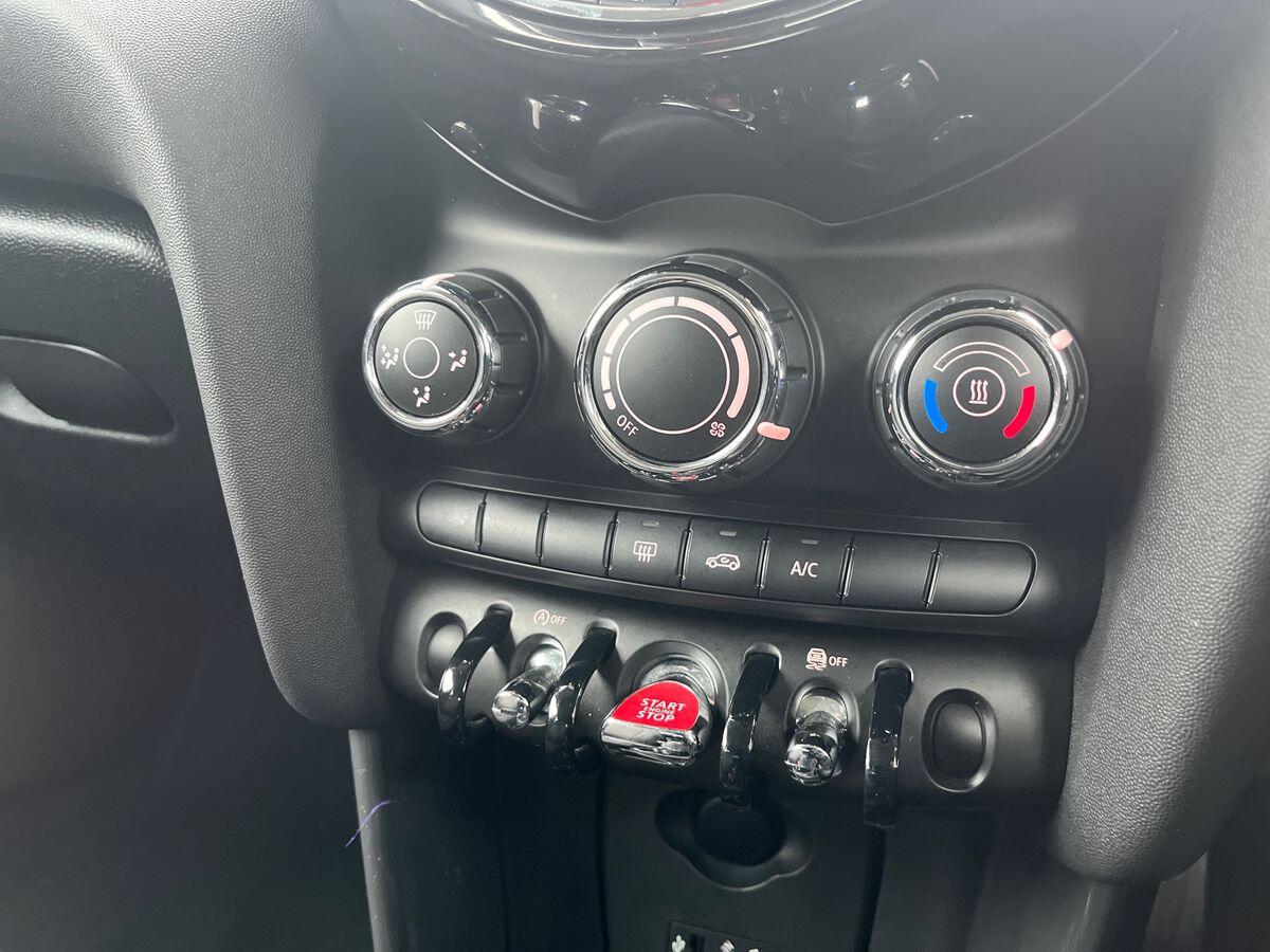 Used MINI Hatch 2017 for sale - 77728796: Photo 32