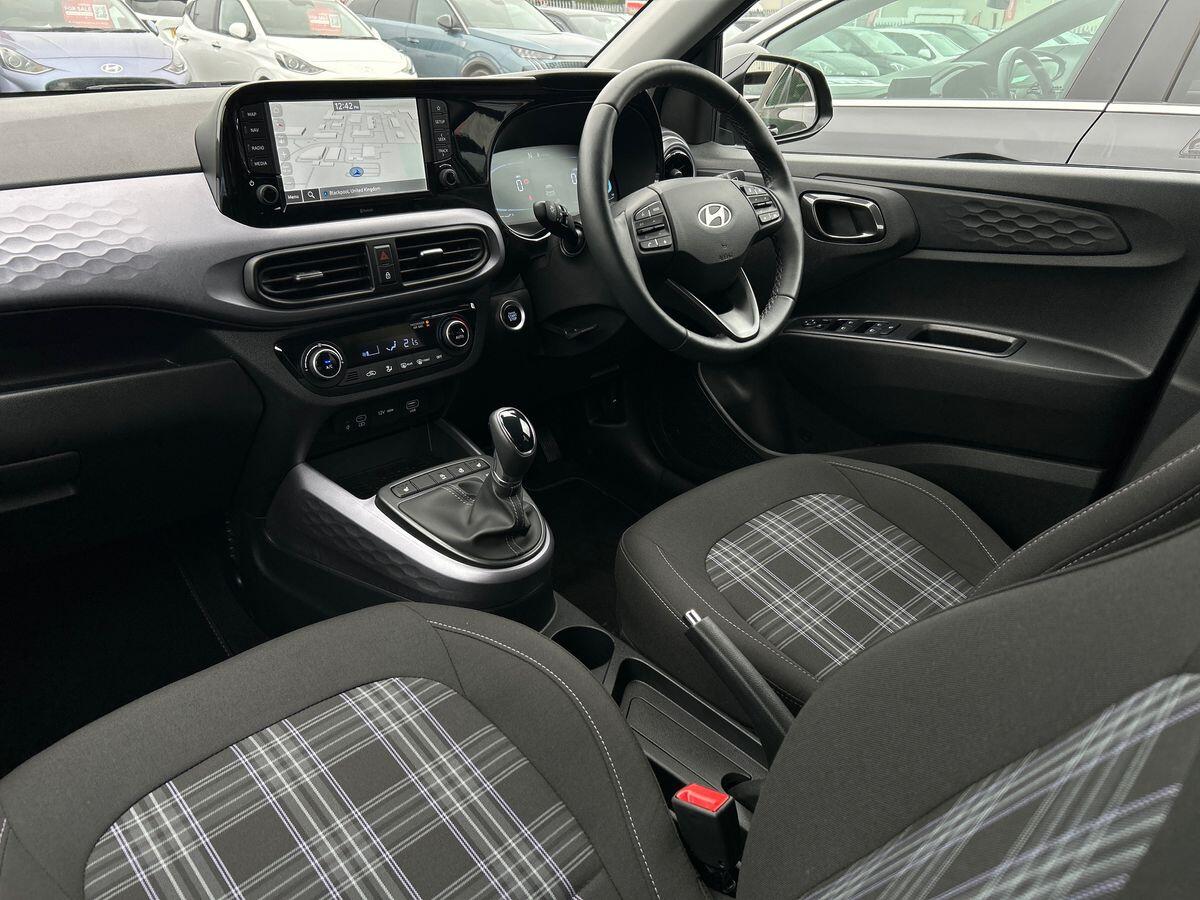 Used Hyundai i10 2024 for sale - 76128517: Photo 2