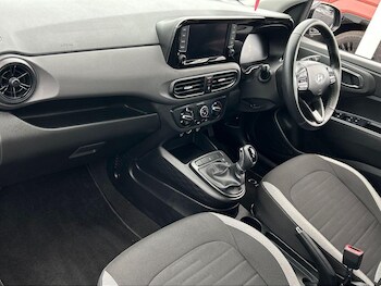 Used Hyundai i10 2024 for sale - 76171150: Photo 2