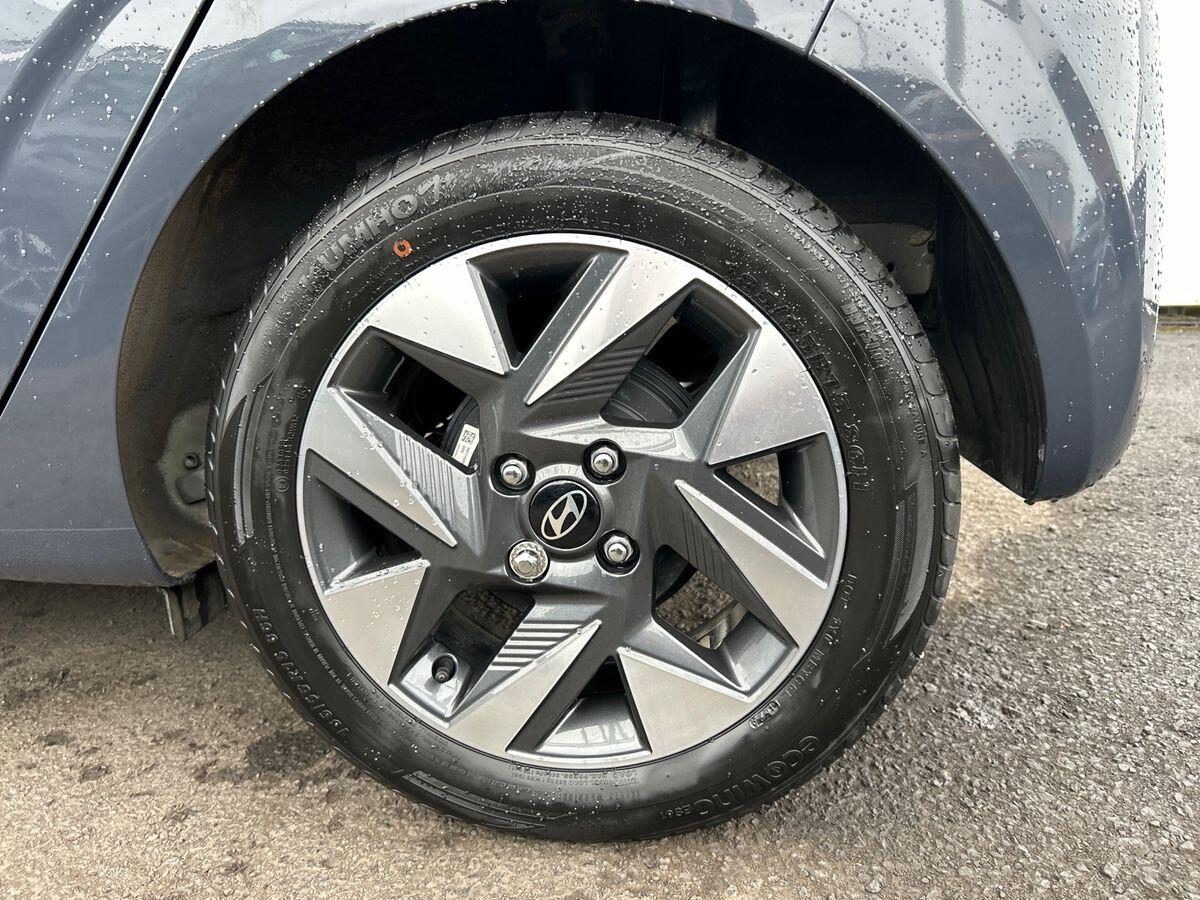 Used Hyundai i10 2024 for sale - 76171150: Photo 9