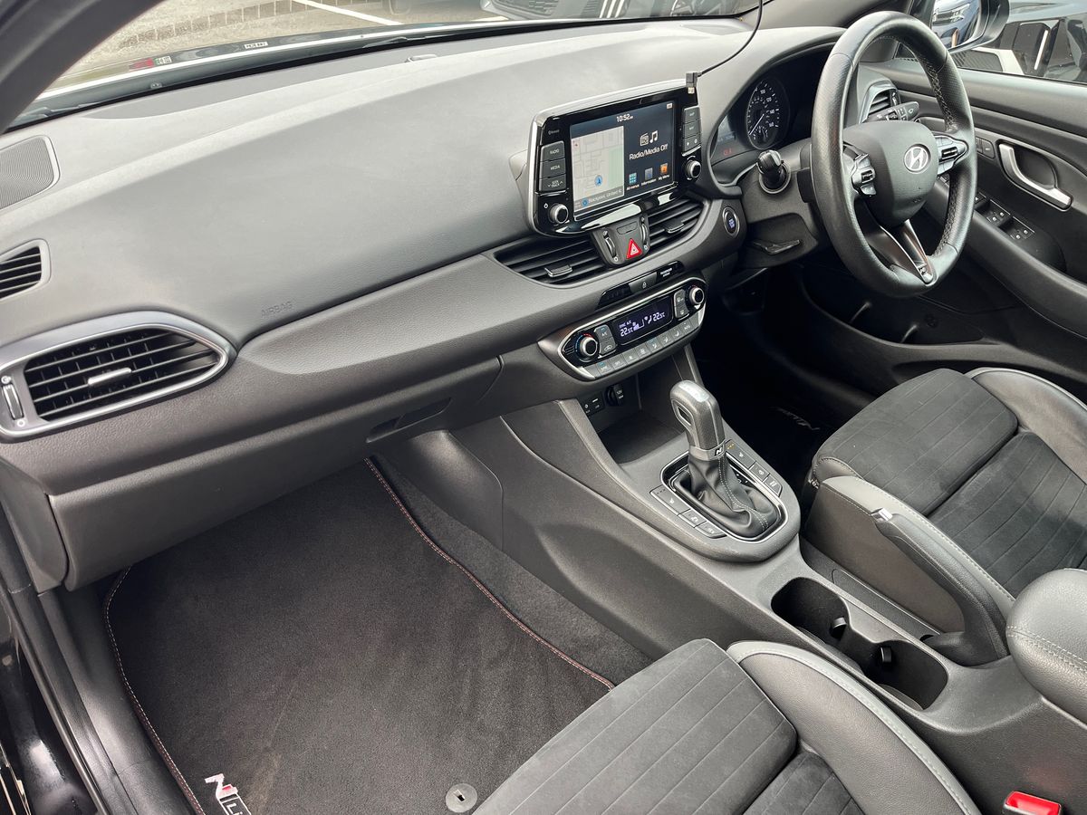 Used Hyundai i30 2020 for sale - 77590836: Photo 2