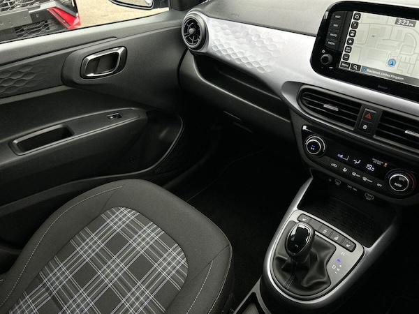 Used Hyundai i10 2024 for sale - 76300163: Photo 30