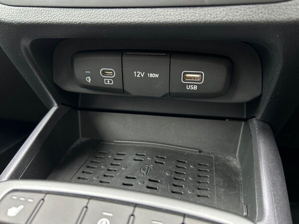 Used Hyundai i10 2024 for sale - 76300163: Photo 32