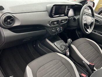 Used Hyundai i10 2025 for sale - 77324030: Photo