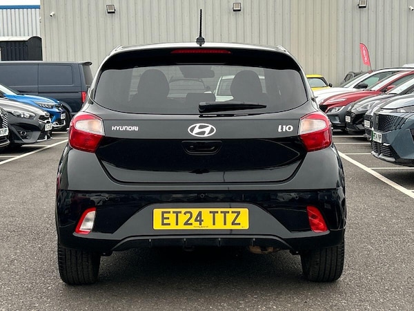 Used Hyundai i10 2024 for sale - 76300147: Photo 5