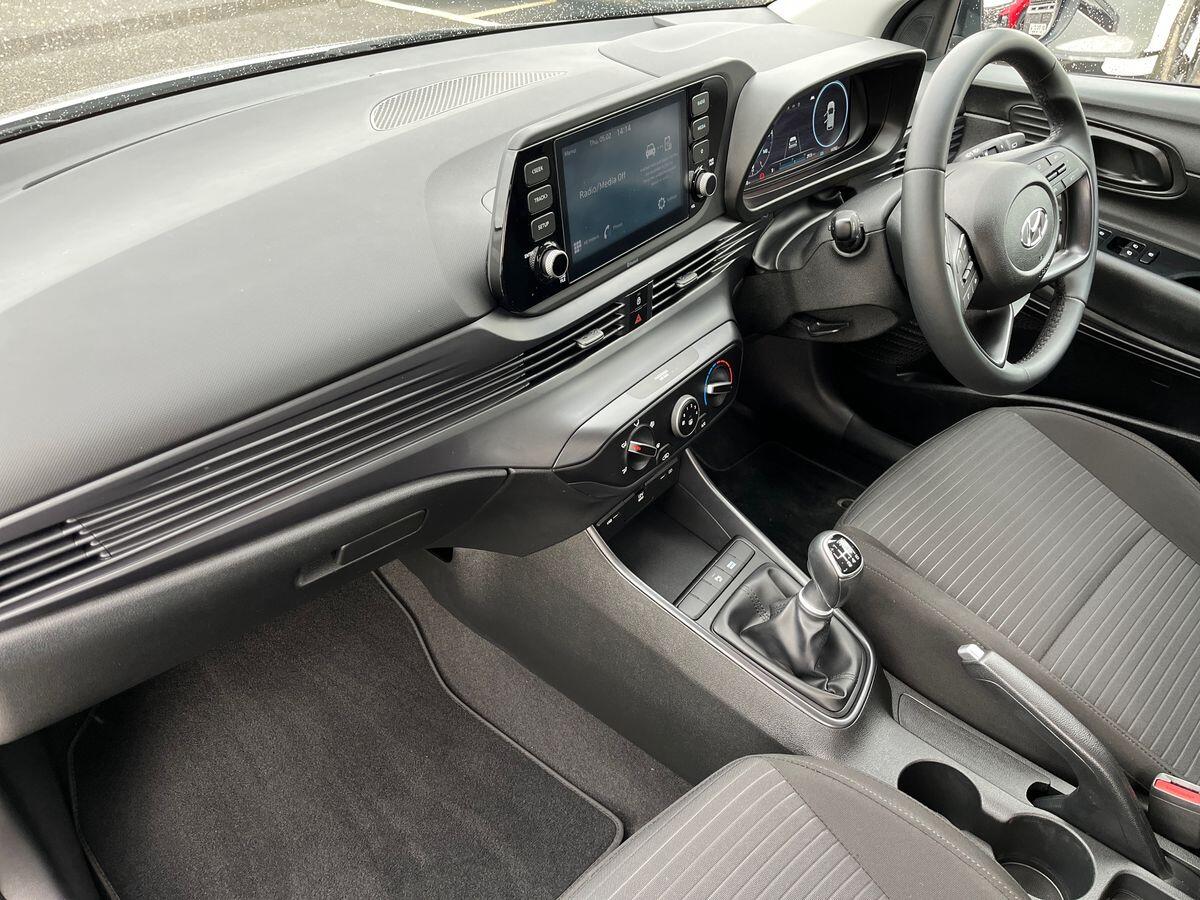 Used Hyundai i20 2022 for sale - 77458908: Photo 2