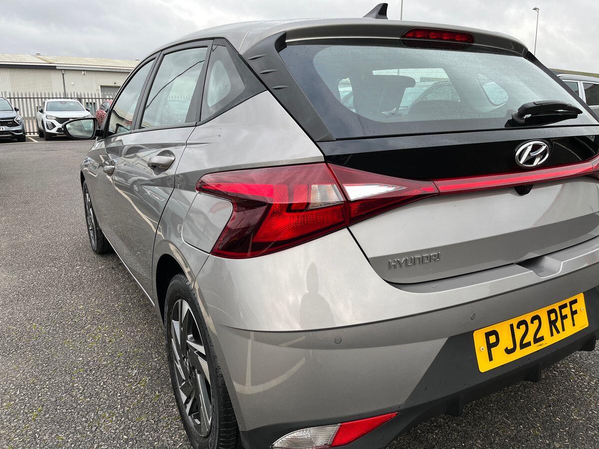 Used Hyundai i20 2022 for sale - 77458908: Photo 23