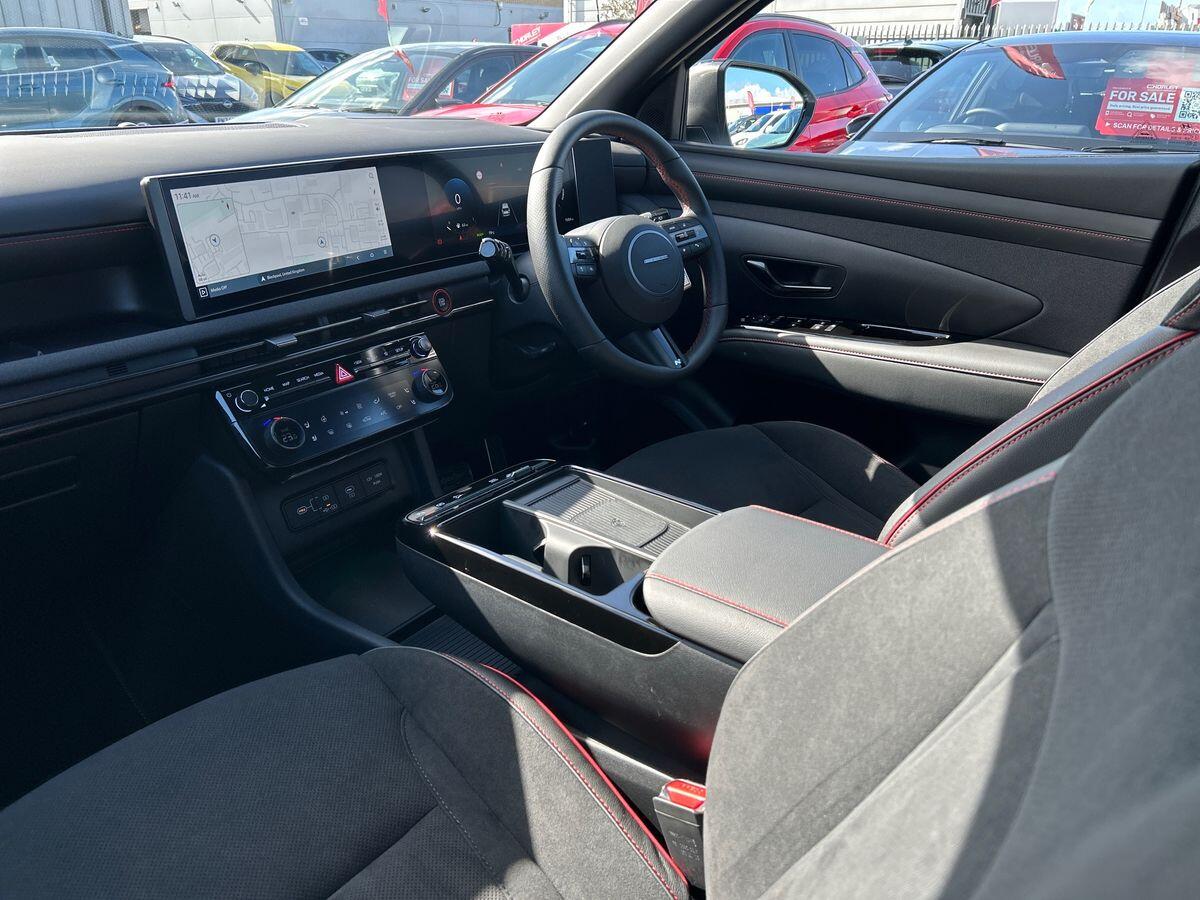 Used Hyundai TUCSON 2025 for sale - 76300483: Photo 2