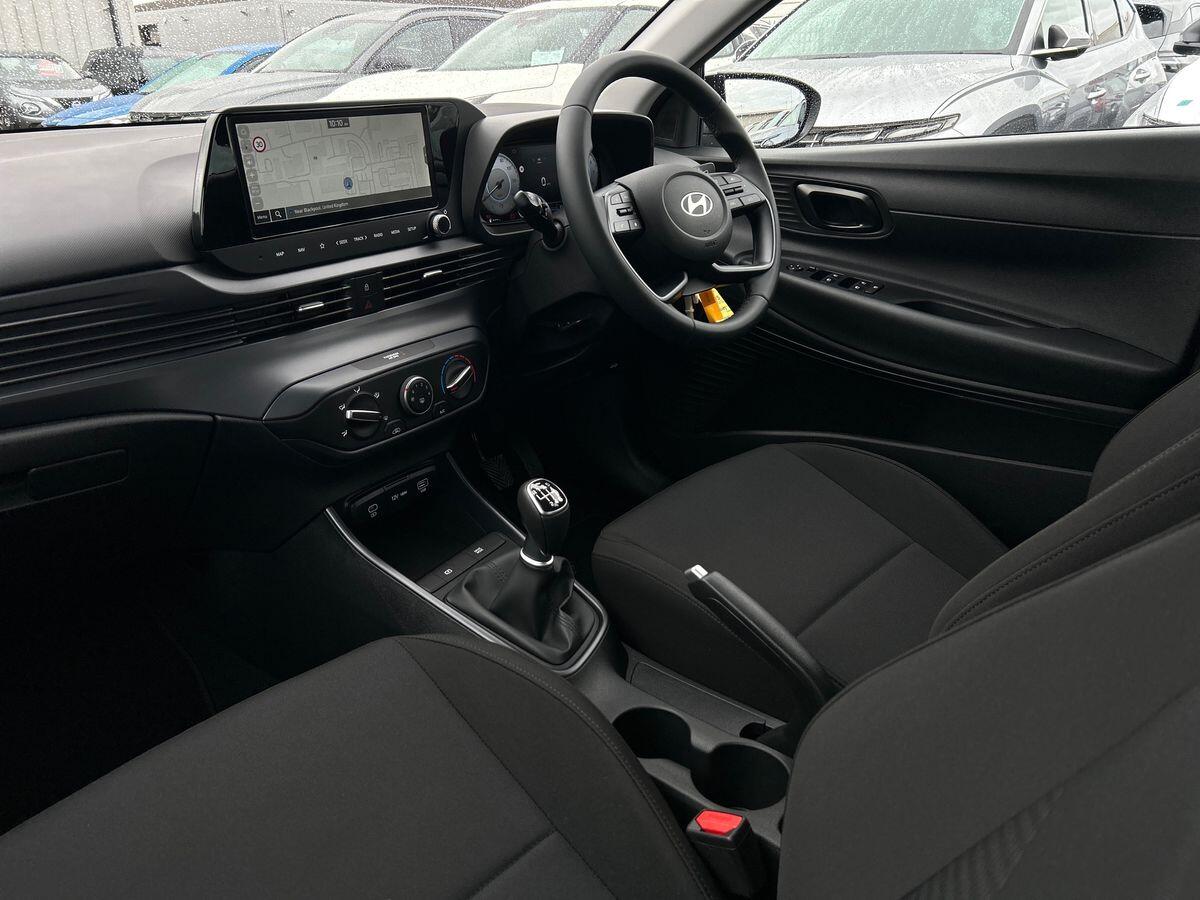 Used Hyundai i20 2025 for sale - 77045849: Photo 2