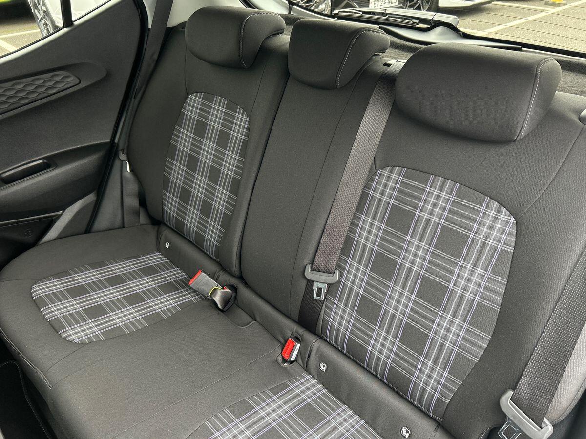Used Hyundai i10 2024 for sale - 76090175: Photo 20