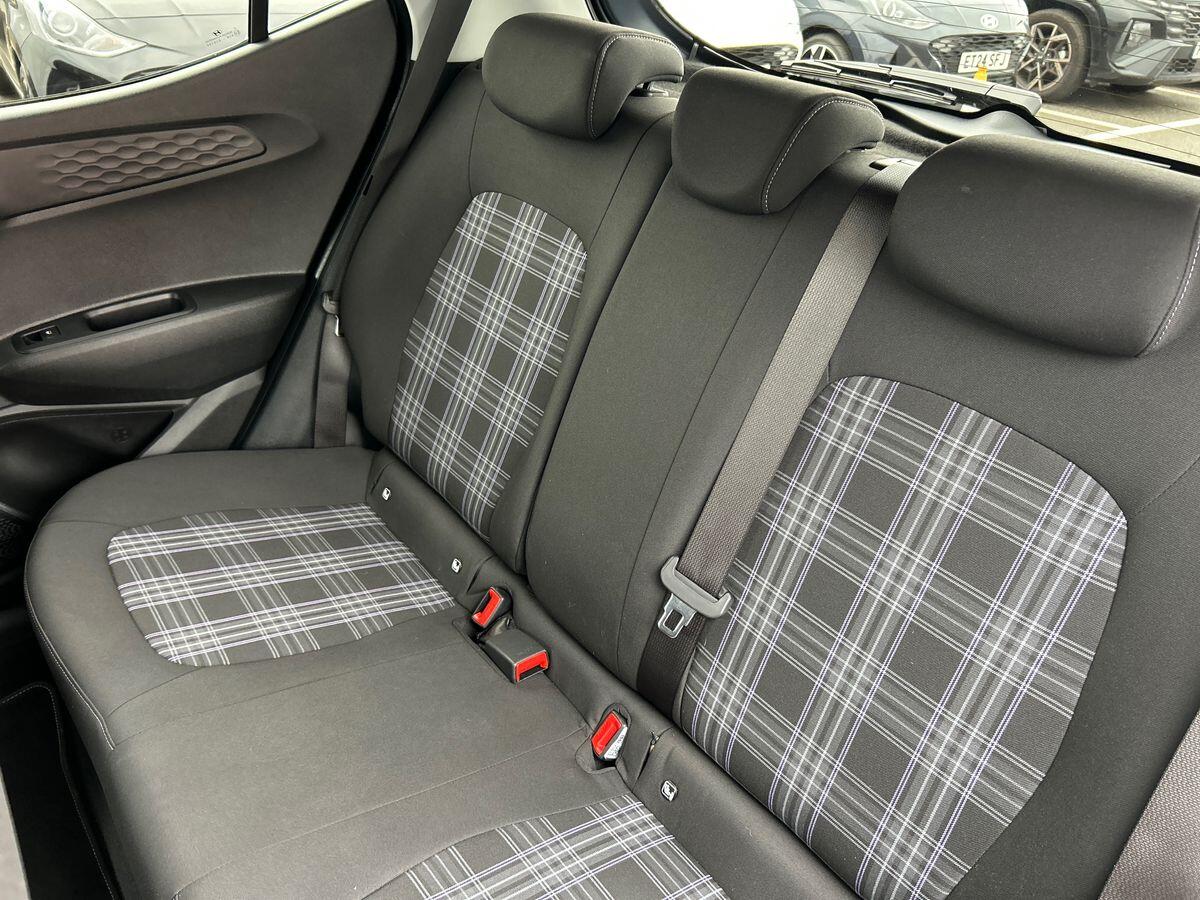 Used Hyundai i10 2024 for sale - 76300267: Photo 20