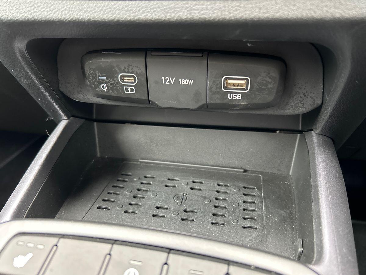 Used Hyundai i10 2024 for sale - 76300267: Photo 30