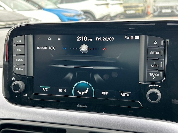 Used Hyundai i10 2024 for sale - 76300267: Photo 37