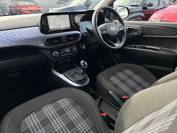 Used Hyundai i10 2024 for sale - 76650462: Photo